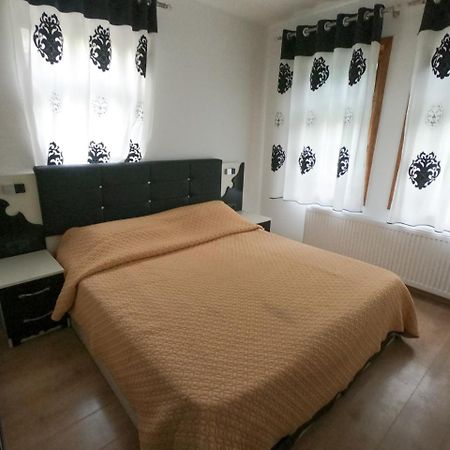 Hotel Fusha E Gjese Valbone Eksteriør billede