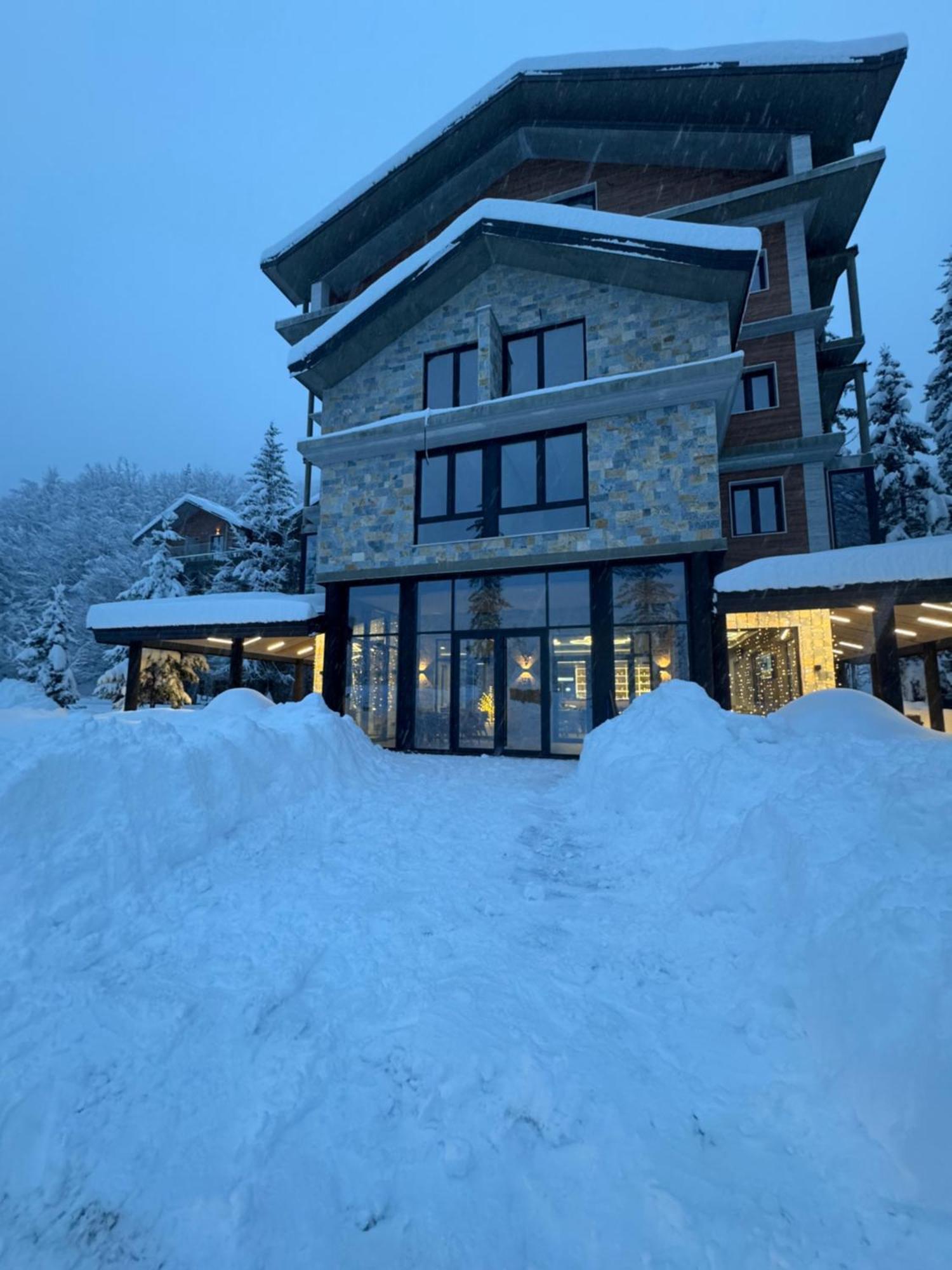 Hotel Fusha E Gjese Valbone Eksteriør billede